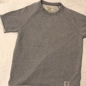 women’s short sleeve AE sweater shirt 5/$25
